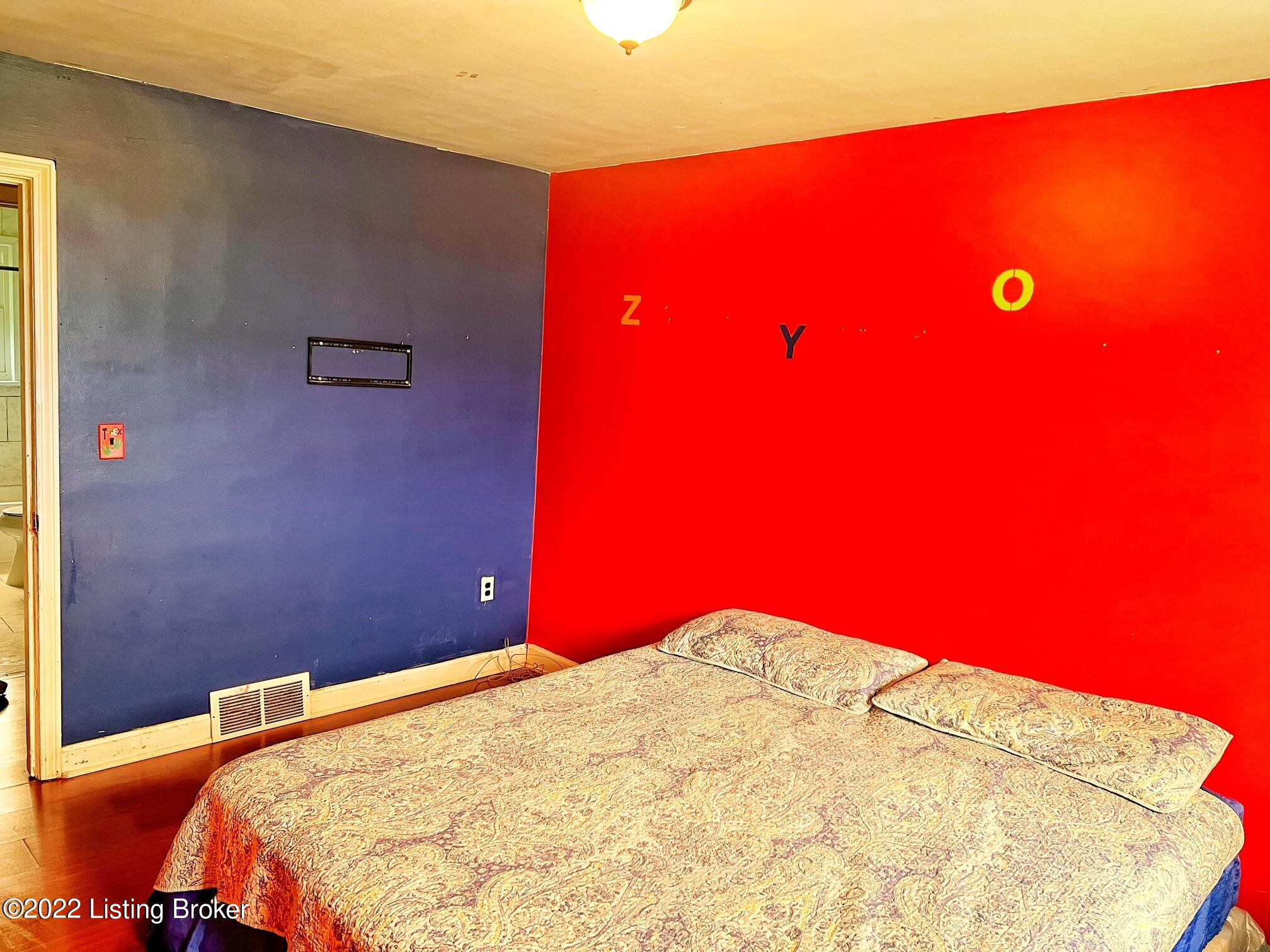 3905 Cane Run Road Louisville, KY 40216 - Photo 11 of 21 Bedroom 1