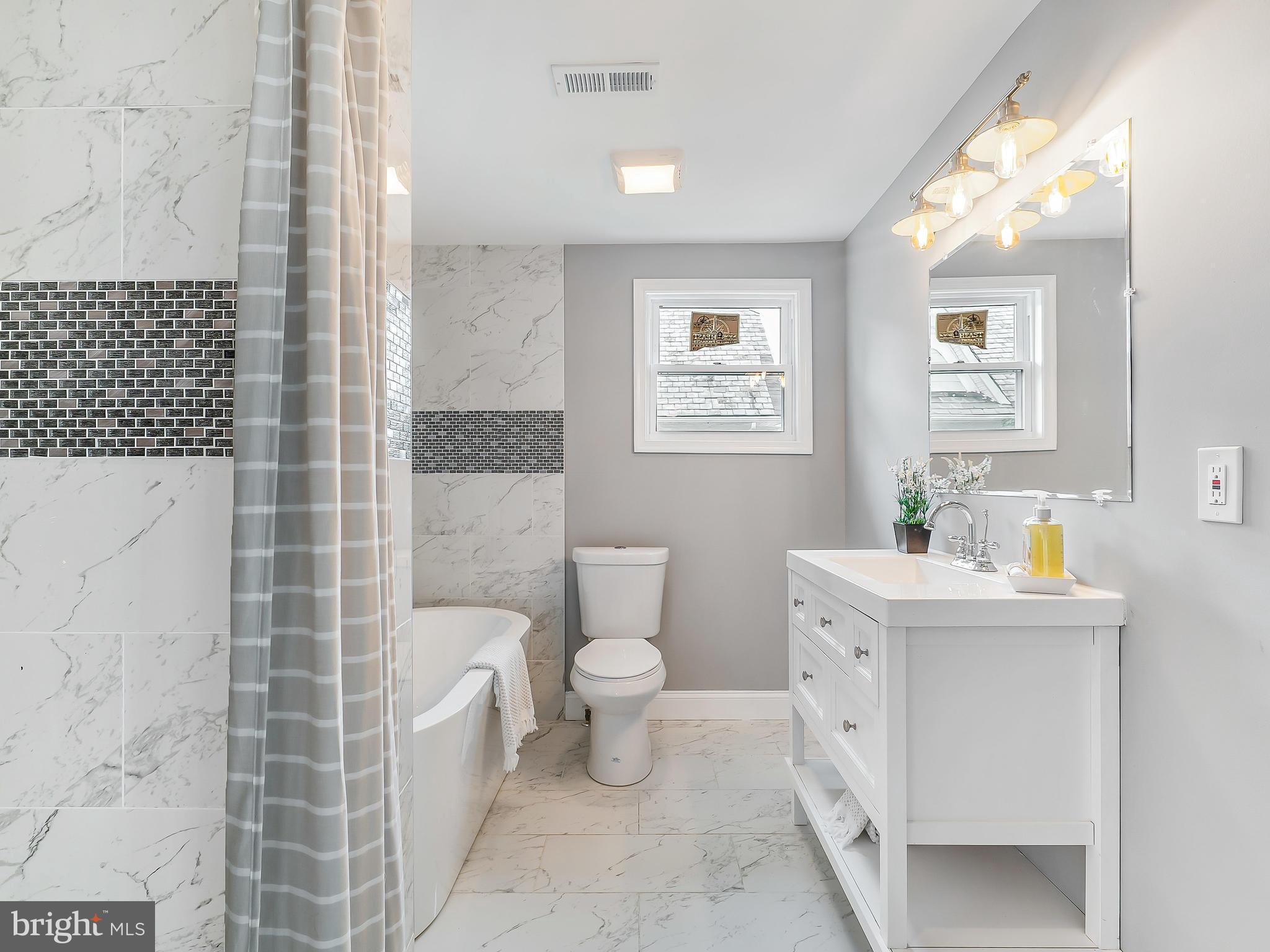 3708 Chatham Road Baltimore, MD 21215 - Photo 12 of 28 Bath (Master)