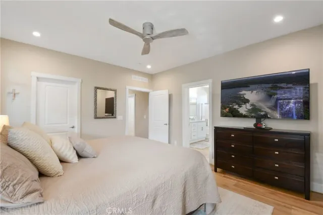 $379,900 | 16222 Monterey Lane, Unit 178, Huntington Beach, CA 92648