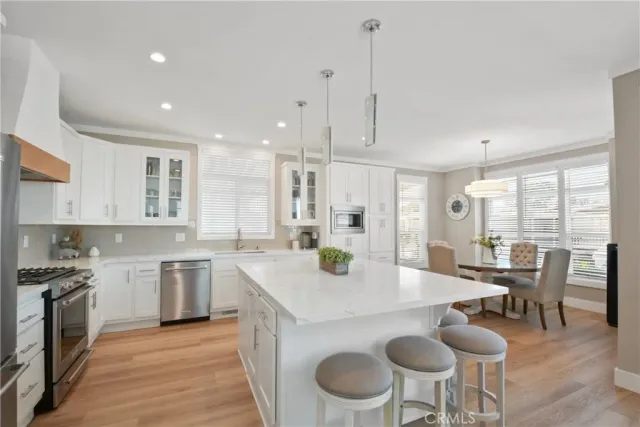 $379,900 | 16222 Monterey Lane, Unit 178, Huntington Beach, CA 92648