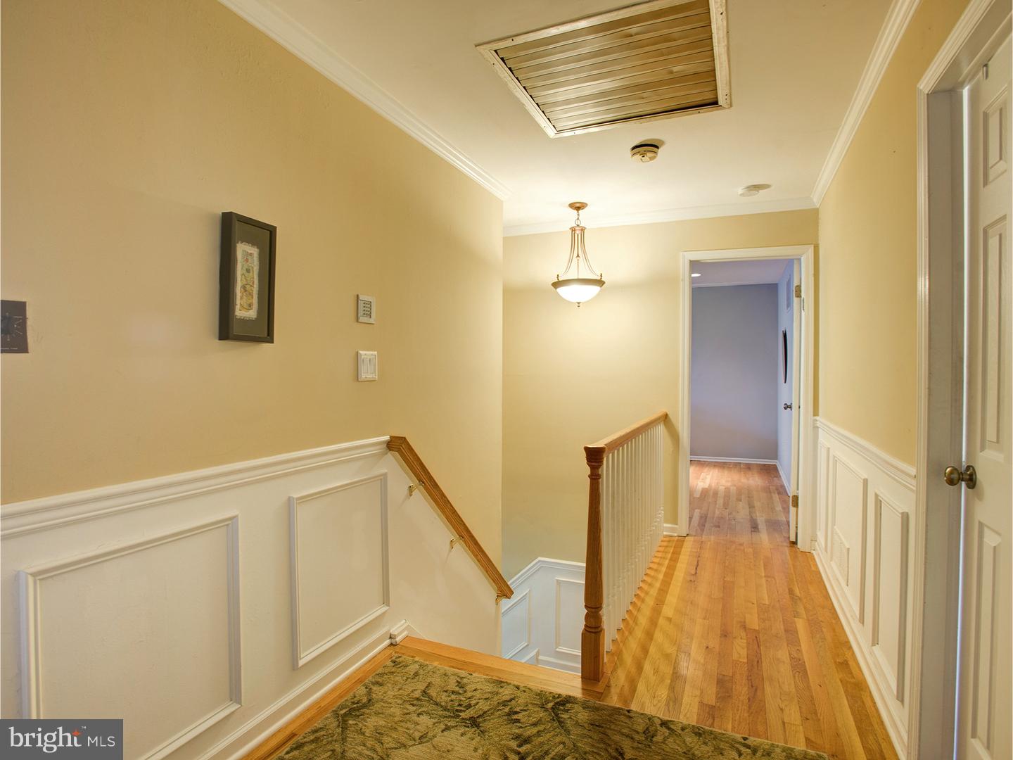 14 Yeger Road Princeton Junction, NJ 08550 - Photo 15 of 25 Hallway