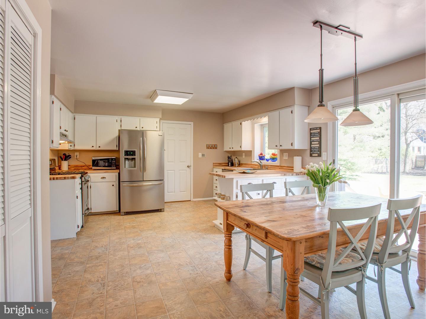 14 Yeger Road Princeton Junction, NJ 08550 - Photo 10 of 25 Kitchen