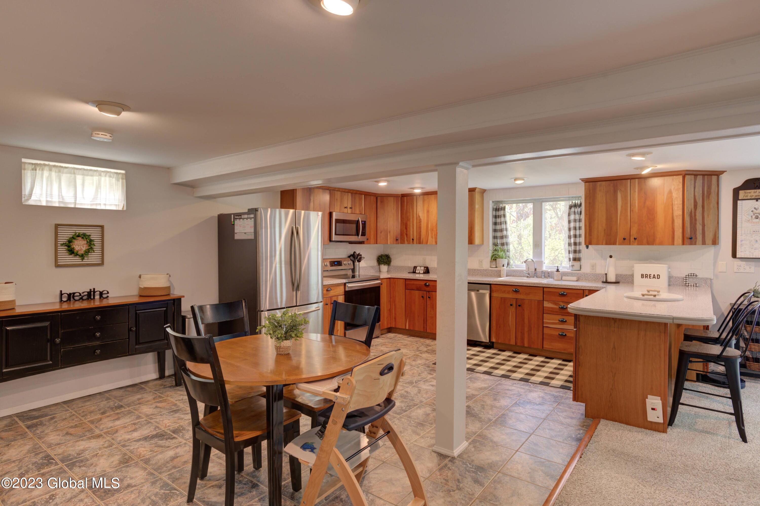 203 Dearstyne Road Brunswick, NY 12180 - Photo 9 of 41 5-DEARSTYNE