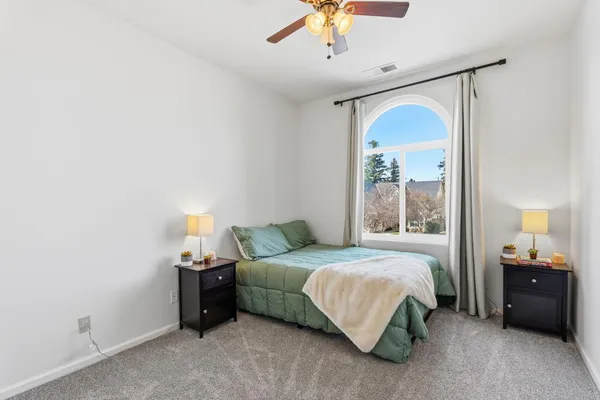 $629,000 | 2613 Applegate Avenue, Clovis, CA 93611