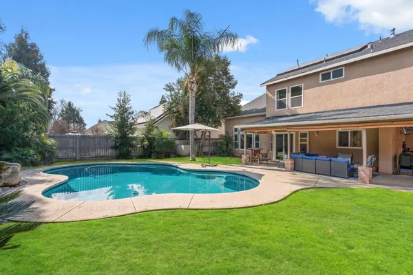 $629,000 | 2613 Applegate Avenue, Clovis, CA 93611