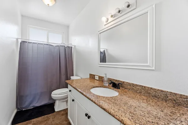 $629,000 | 2613 Applegate Avenue, Clovis, CA 93611