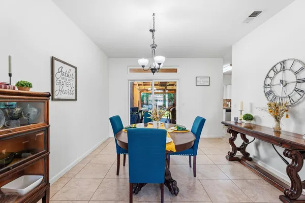 $629,000 | 2613 Applegate Avenue, Clovis, CA 93611