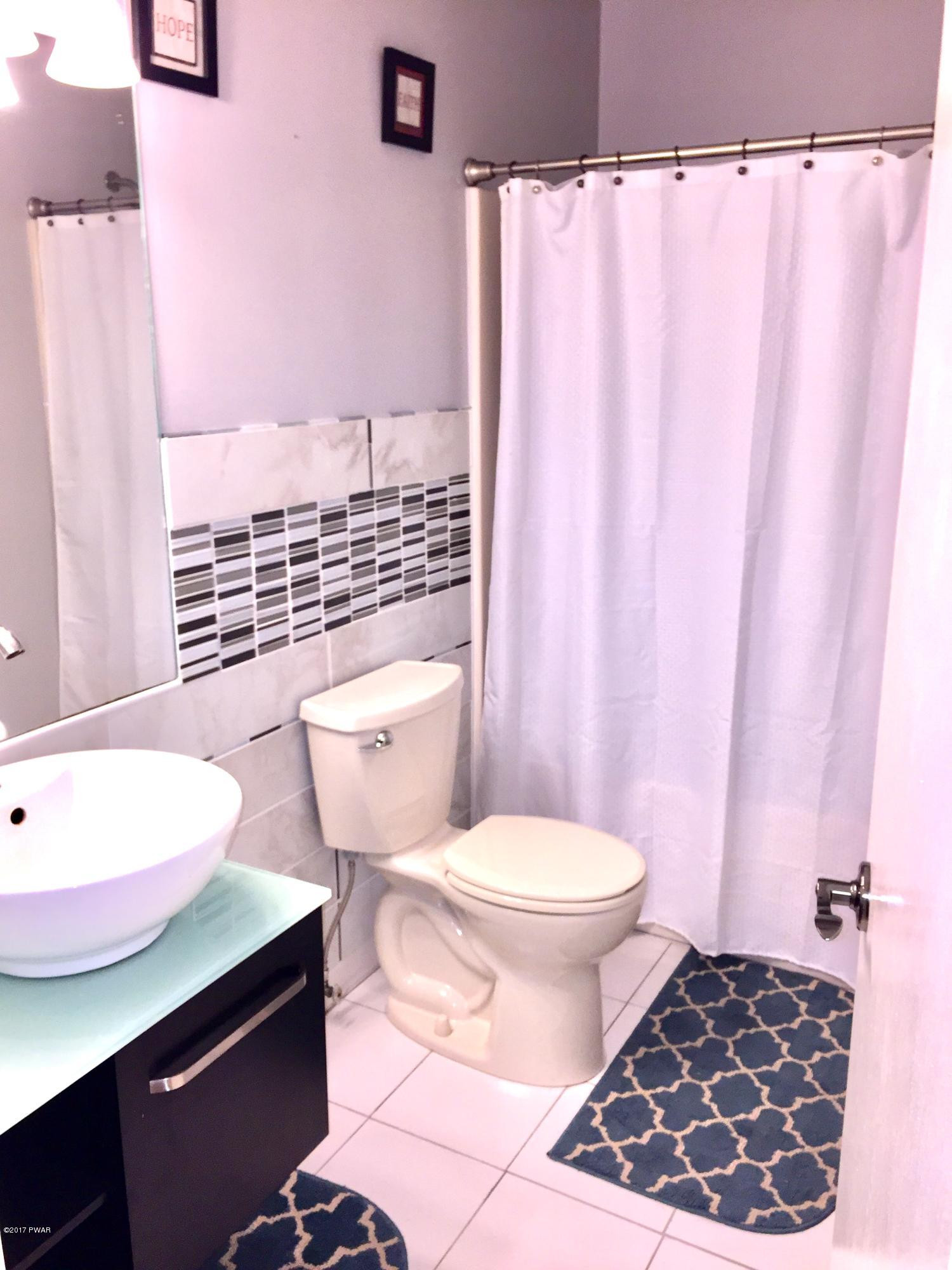 128 Sycamore Terrace Dingmans Ferry, PA 18328 - Photo 6 of 9 Bathroom