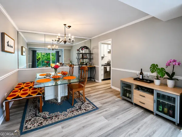 $200,000 | 6851 Roswell Road, Unit D33, Sandy Springs, GA 30328