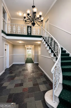 $200,000 | 6851 Roswell Road, Unit D33, Sandy Springs, GA 30328