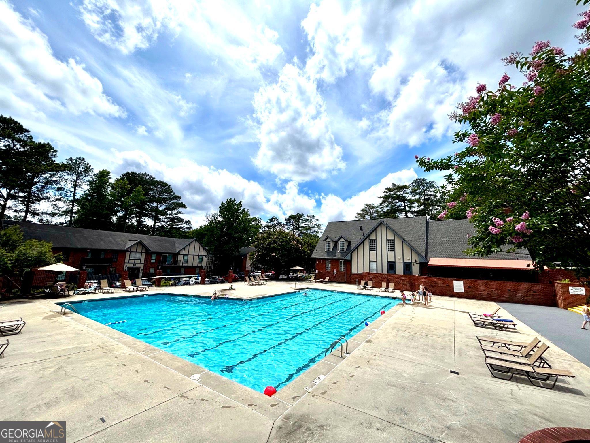 6851 Roswell Road, Unit D33 Sandy Springs, GA 30328 - Photo 26 of 30