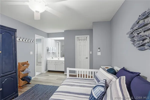 $414,000 | 166 Falls Point Drive, Unit 1B, Lake Ozark, MO 65049