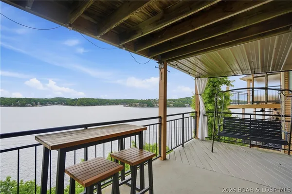 $414,000 | 166 Falls Point Drive, Unit 1B, Lake Ozark, MO 65049