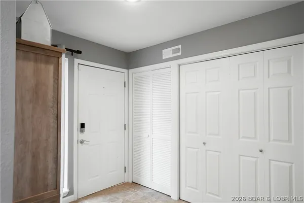 $414,000 | 166 Falls Point Drive, Unit 1B, Lake Ozark, MO 65049