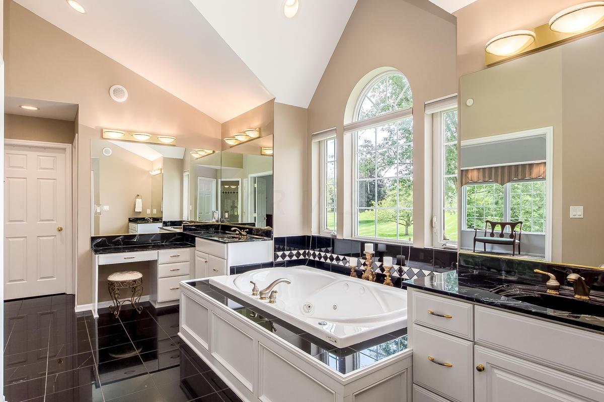 7350 Dublin Road Dublin, OH 43017 - Photo 13 of 26 Gallery Image 13