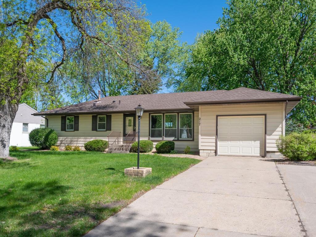 217 69th Avenue Northeast Fridley, MN 55432 - Photo 2 of 31