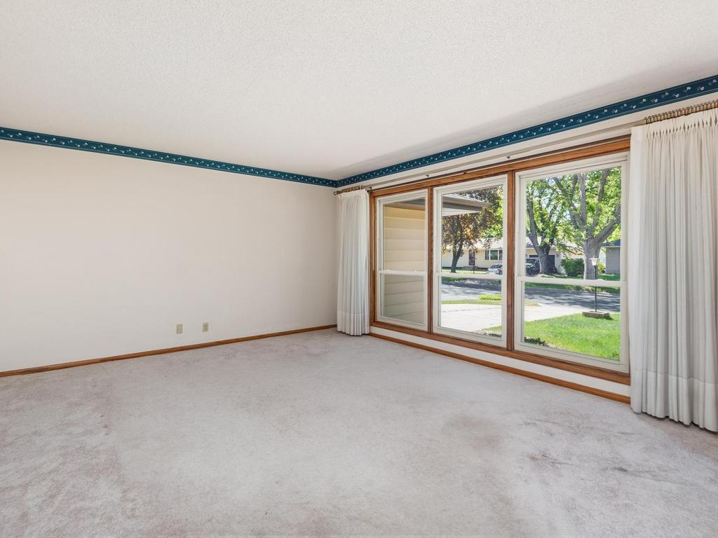 217 69th Avenue Northeast Fridley, MN 55432 - Photo 3 of 31