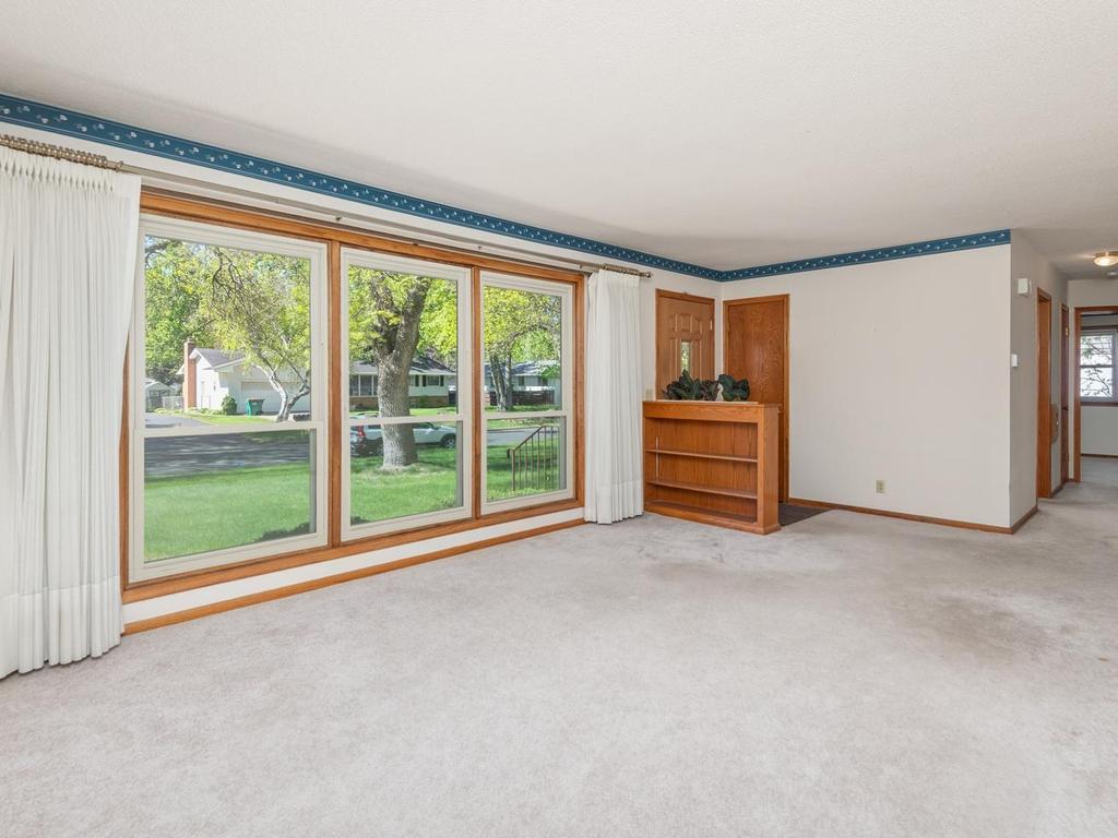 217 69th Avenue Northeast Fridley, MN 55432 - Photo 4 of 31