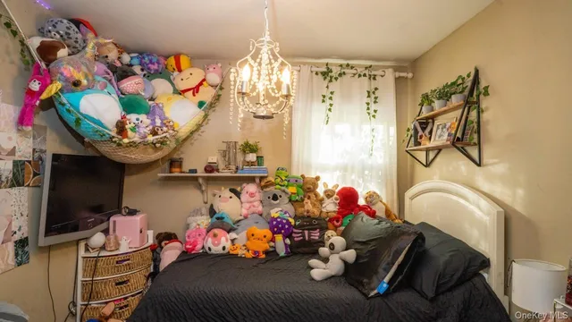 $739,888 | 4 Galaxie Lane, Selden, NY 11784