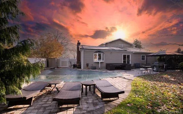 $739,888 | 4 Galaxie Lane, Selden, NY 11784