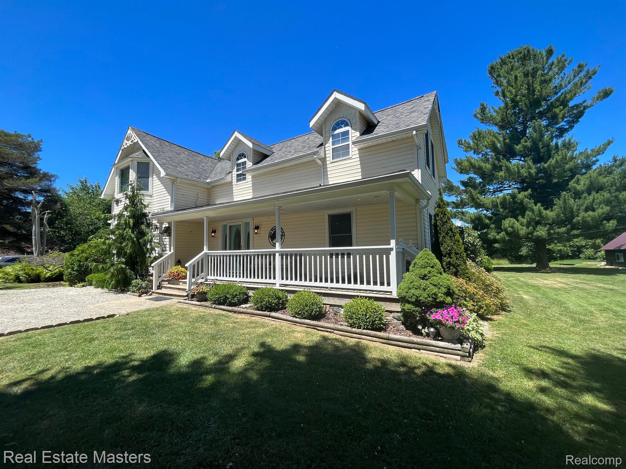 10338 Brennan Road Avoca, MI 48006 - Photo 4 of 82 Gallery Image 4