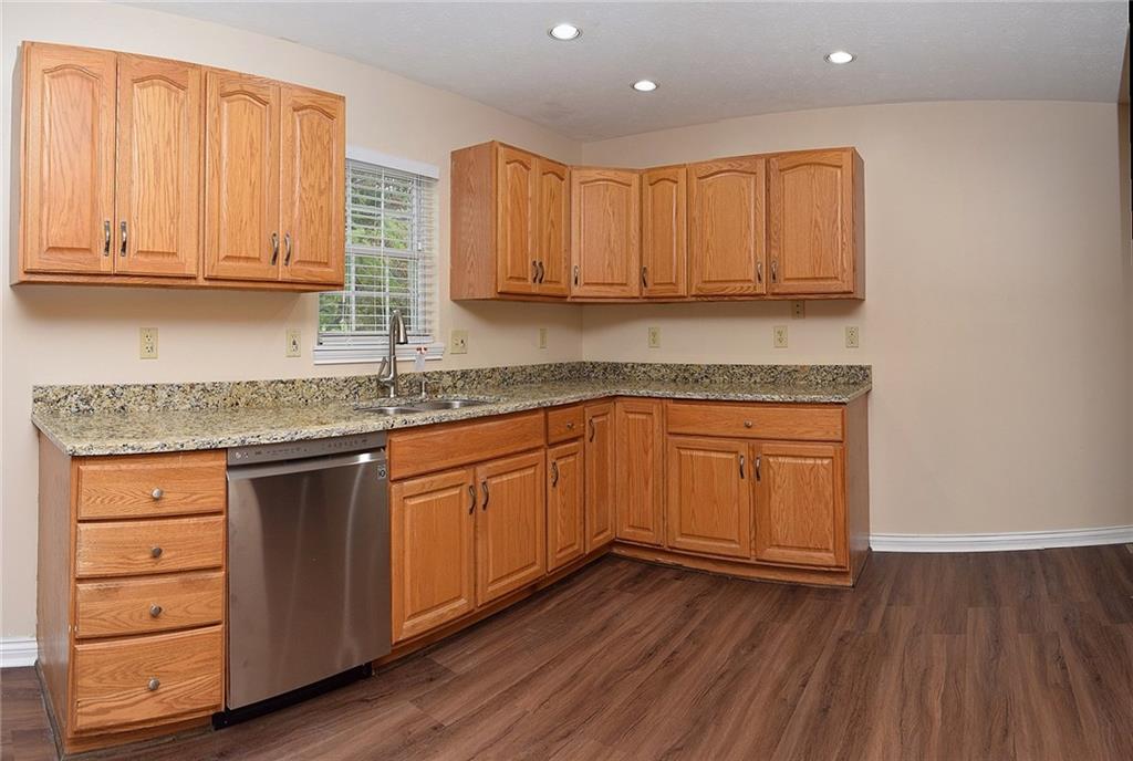 1217 South Hunter Road Indianapolis, IN 46239 - Photo 8 of 27 Gallery Image 8