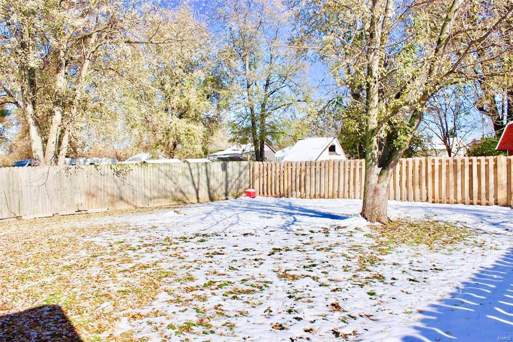 115 South Lawn Avenue O'Fallon, IL 62269 - Photo 14 of 15