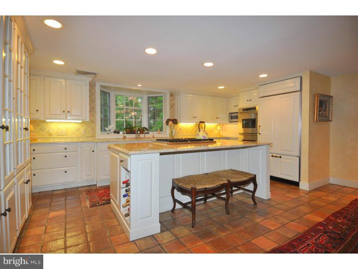 242 West Valley Road Wayne, PA 19087 - Photo 11 of 21 Kitchen