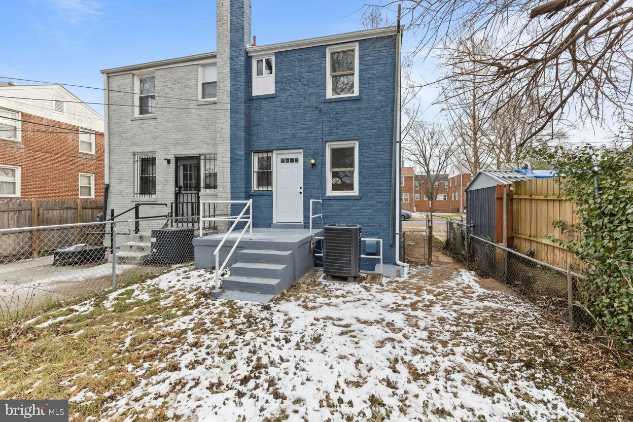 210 62nd Street Northeast Washington, DC 20019 - Photo 2 of 29