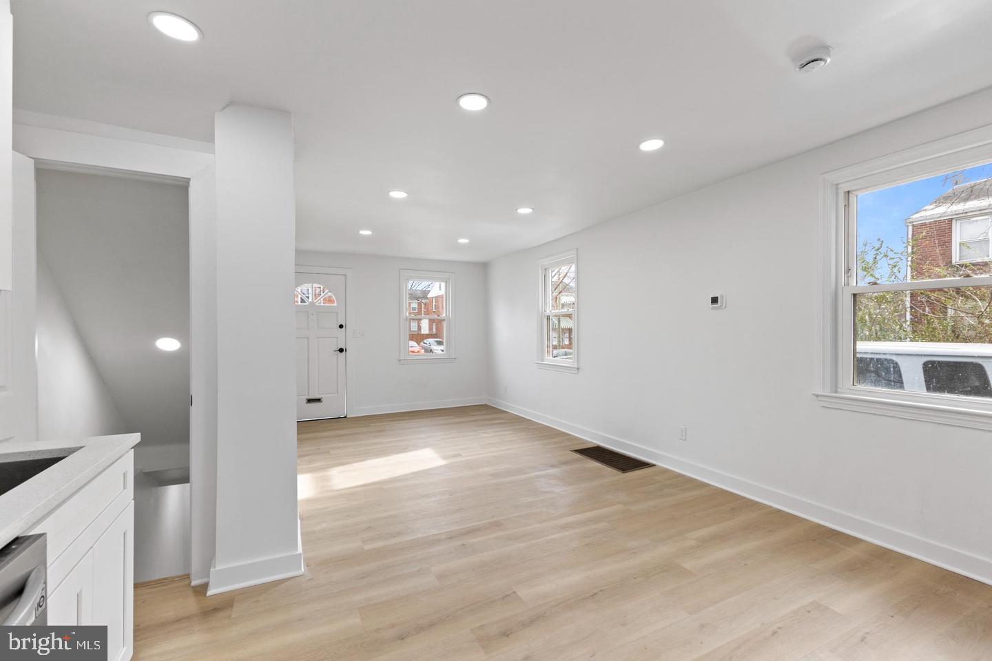 210 62nd Street Northeast Washington, DC 20019 - Photo 10 of 29