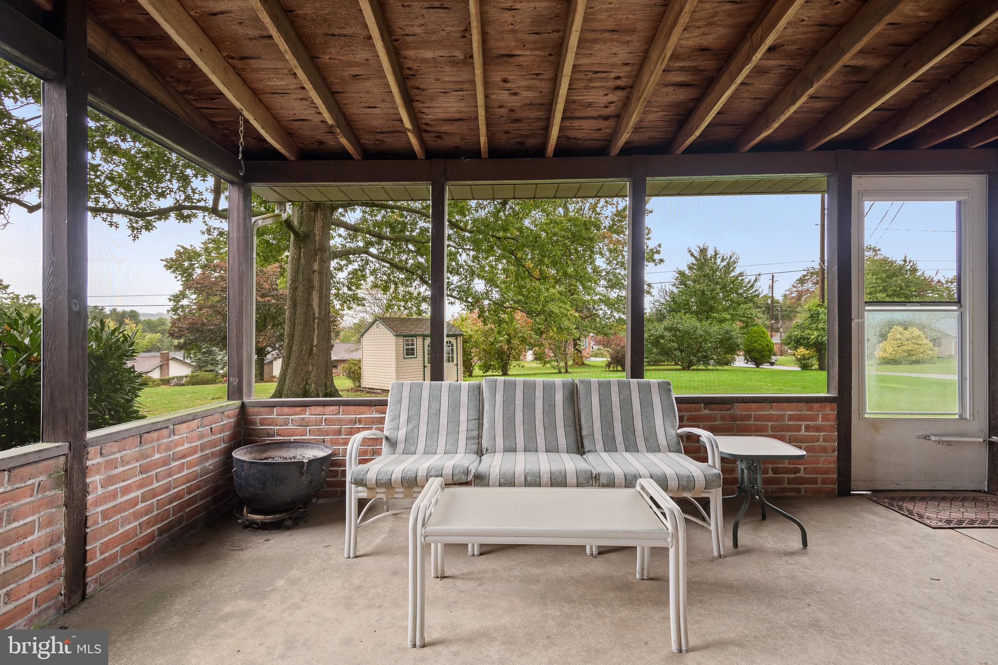 1046 Devonshire Road Lancaster, PA 17601 - Photo 21 of 39