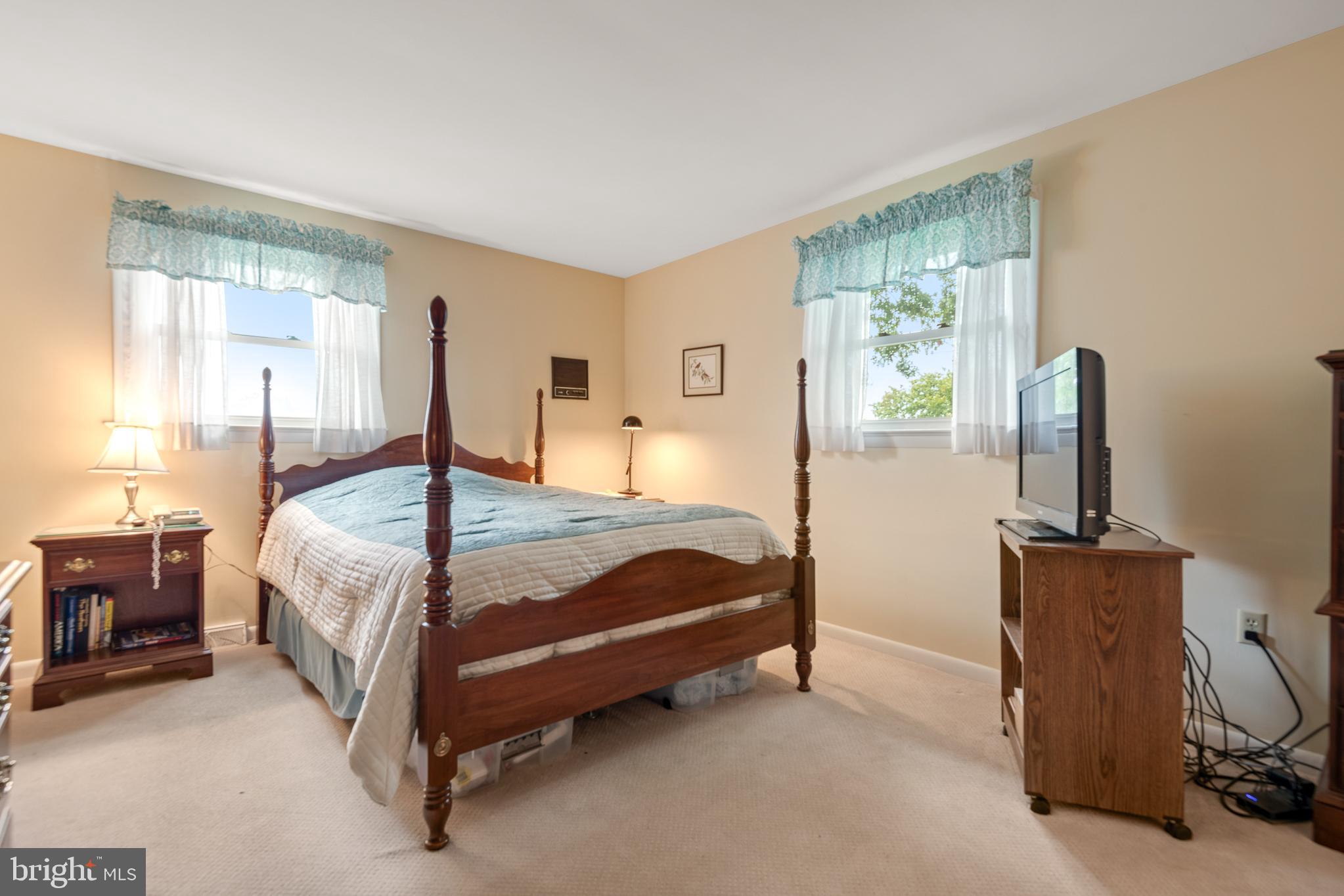 1046 Devonshire Road Lancaster, PA 17601 - Photo 23 of 39