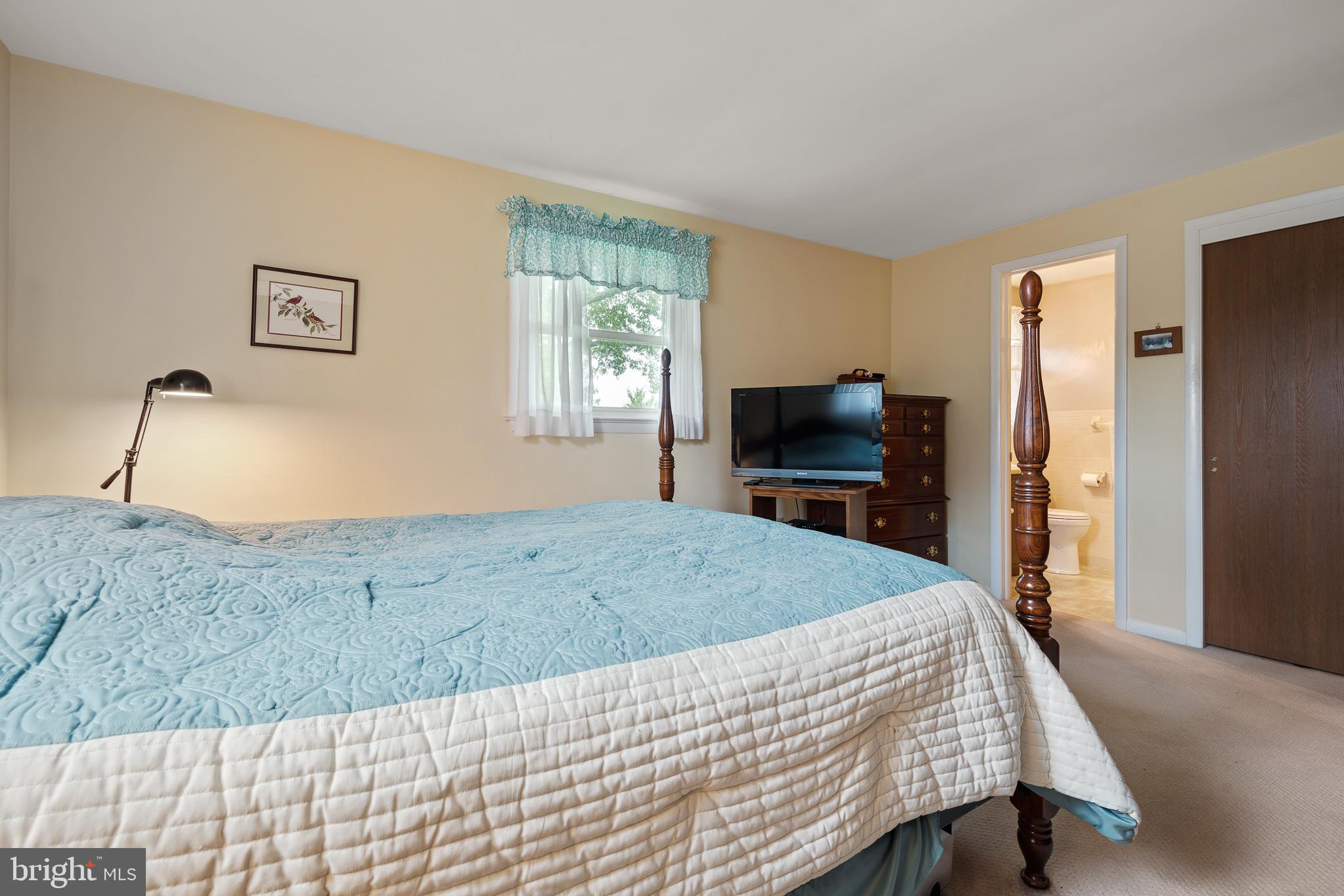 1046 Devonshire Road Lancaster, PA 17601 - Photo 24 of 39