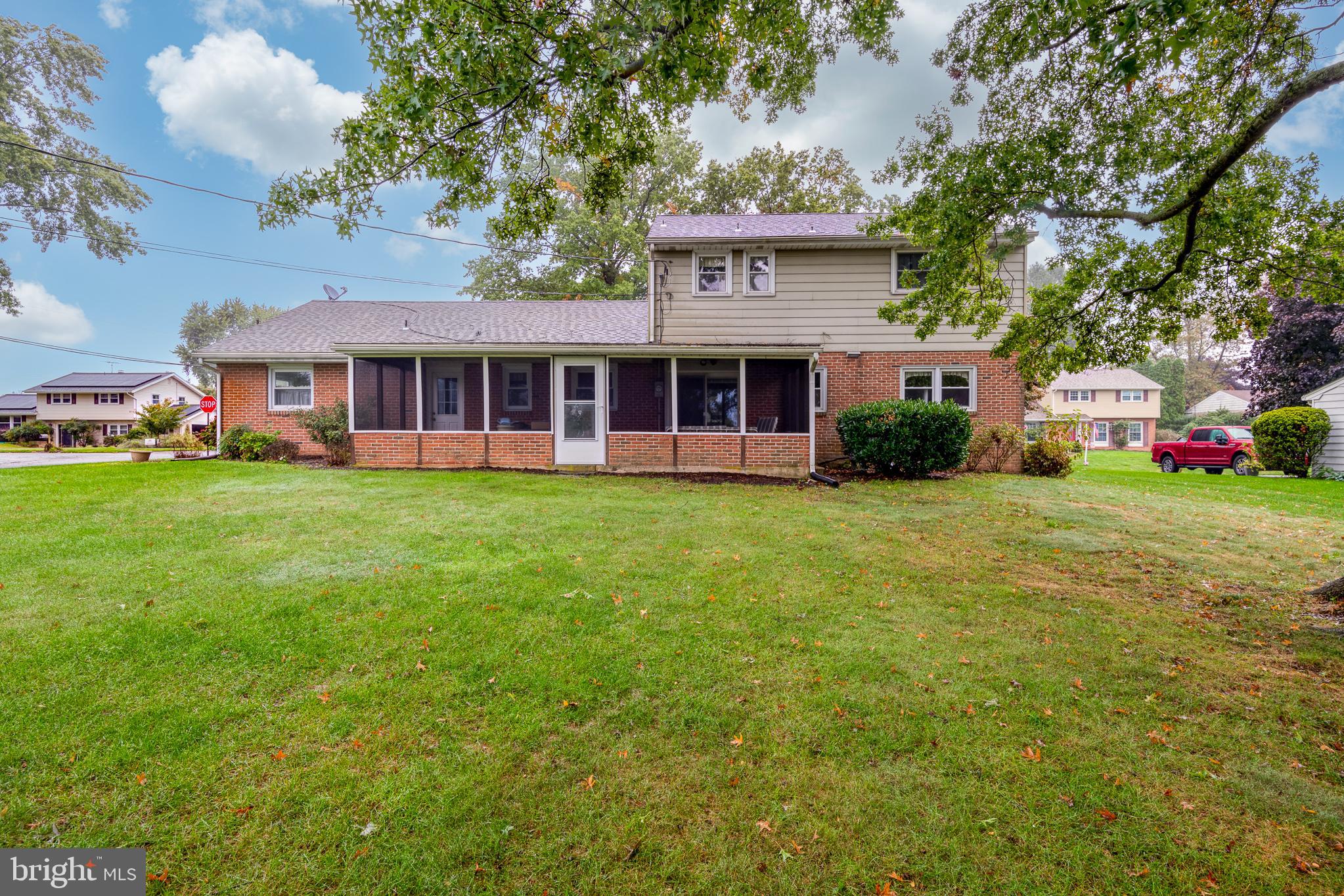 1046 Devonshire Road Lancaster, PA 17601 - Photo 33 of 39