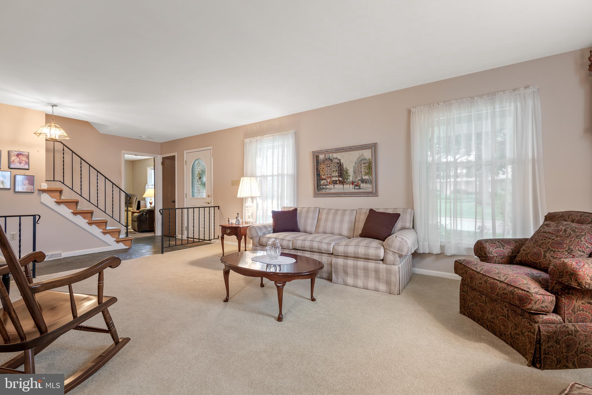 1046 Devonshire Road Lancaster, PA 17601 - Photo 8 of 39