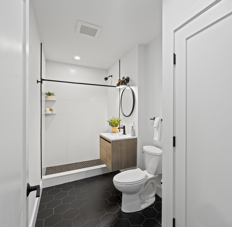 7 Wordsworth Street, Unit 11A Boston, MA 02128 - Photo 9 of 14