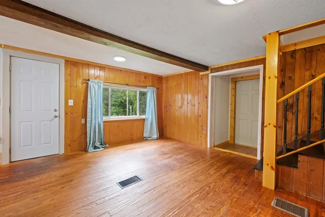 $299,999 | 79 West End Road, Landaff, NH 03585