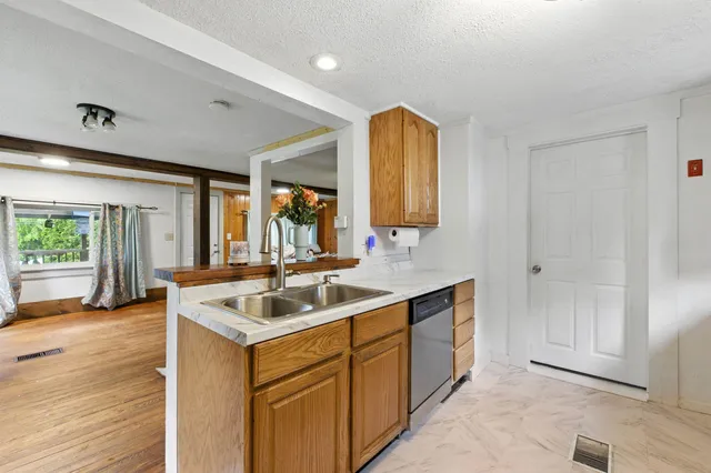 $299,999 | 79 West End Road, Landaff, NH 03585