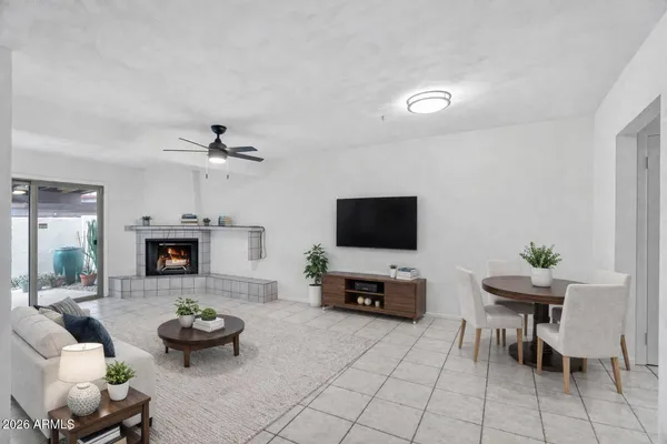$329,000 | 1138 East Kaler Drive, Phoenix, AZ 85020