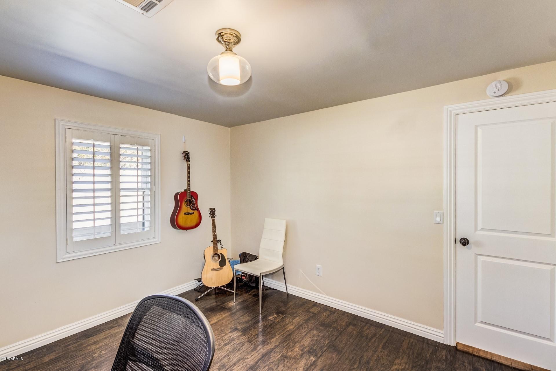 1318 East Almeria Road Phoenix, AZ 85006 - Photo 18 of 35 50082ed1bff194421aef04c20a36ddd0
