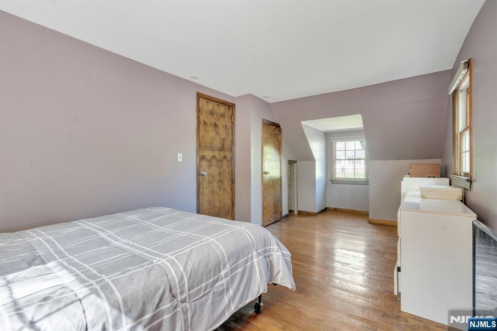 28 Wanamaker Avenue Mahwah, NJ 07430 - Photo 26 of 32