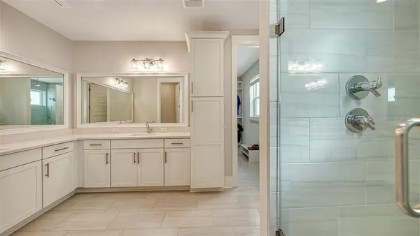 $5,250 | 512 Laurel Park Drive, Sarasota, FL 34236