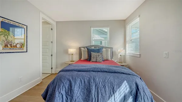 $5,250 | 512 Laurel Park Drive, Sarasota, FL 34236