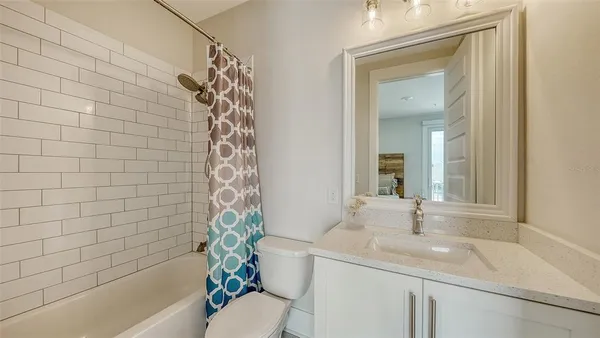 $5,250 | 512 Laurel Park Drive, Sarasota, FL 34236