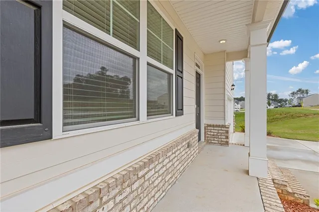 a view of house with a outdoor space