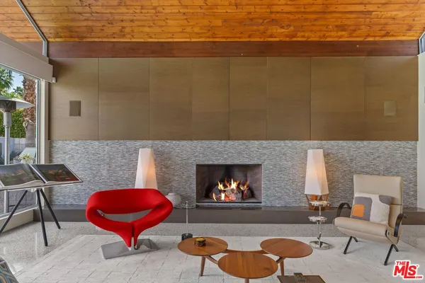 $2,195,000 | 1732 Royal Palm Court, Palm Springs, CA 92262