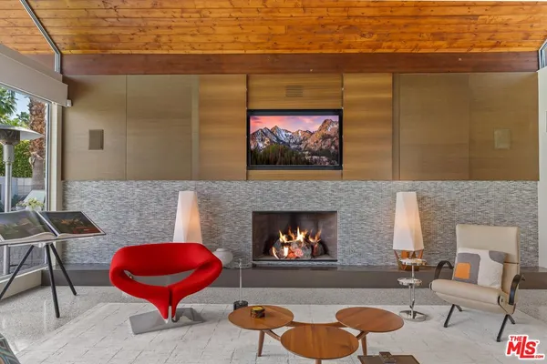 $2,195,000 | 1732 Royal Palm Court, Palm Springs, CA 92262