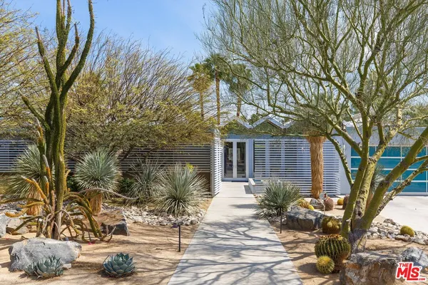 $2,195,000 | 1732 Royal Palm Court, Palm Springs, CA 92262