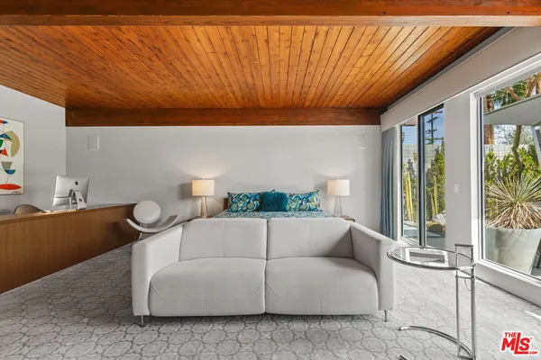 $2,195,000 | 1732 Royal Palm Court, Palm Springs, CA 92262