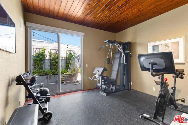 $2,195,000 | 1732 Royal Palm Court, Palm Springs, CA 92262